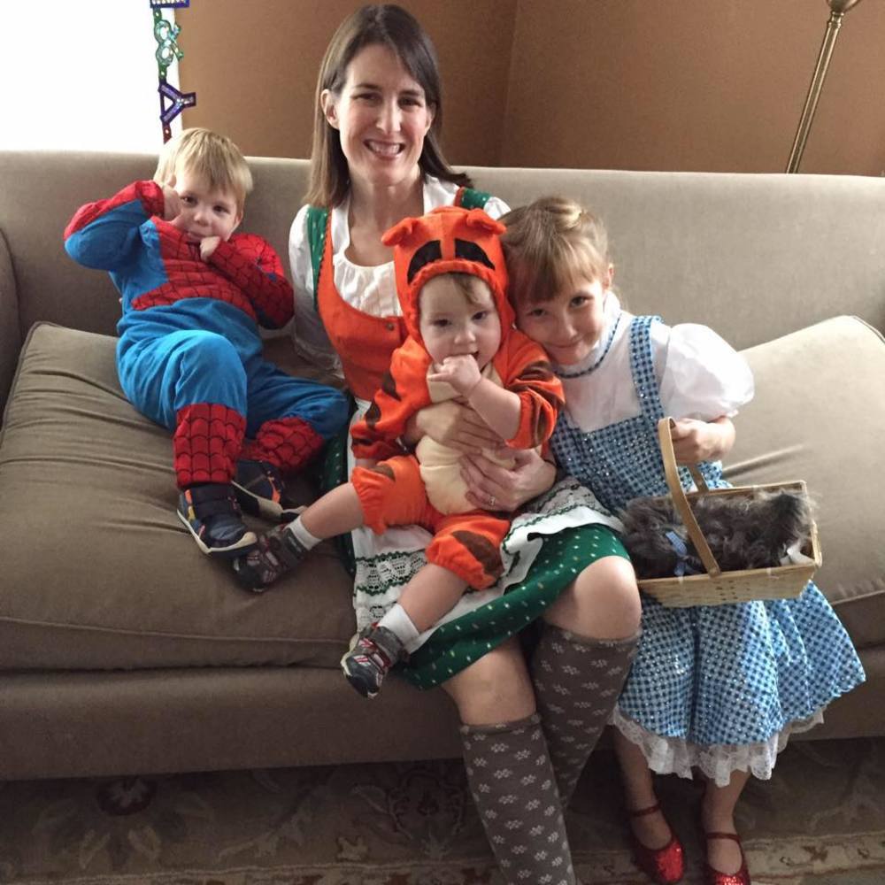 Meet your Posher, Elizabeth